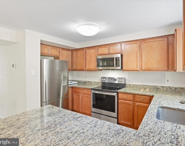 6502 Coachleigh Way - Photo Thumbnail 9