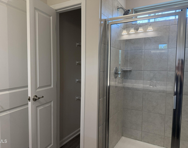 946 Channing Park Circle - Photo Thumbnail 22