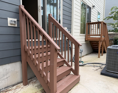 946 Channing Park Circle - Photo Thumbnail 9