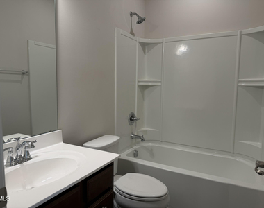 946 Channing Park Circle - Photo Thumbnail 29