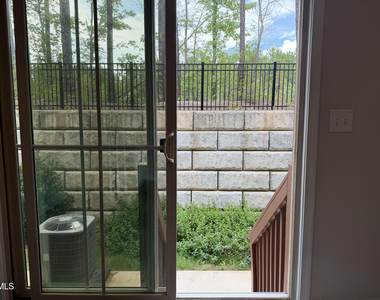 946 Channing Park Circle - Photo Thumbnail 7
