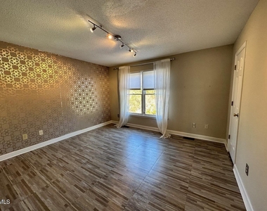 3411 Balfour E - Photo Thumbnail 16