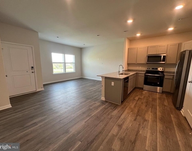 147 Tigney Drive - Photo Thumbnail 33