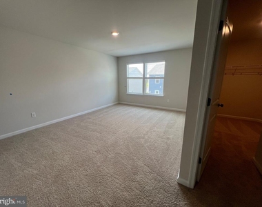 147 Tigney Drive - Photo Thumbnail 17