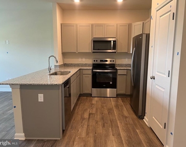 147 Tigney Drive - Photo Thumbnail 26