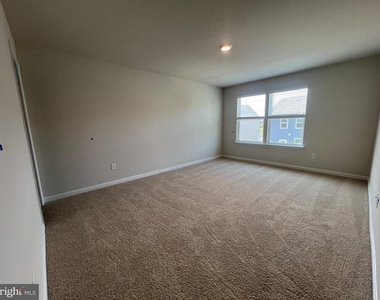 147 Tigney Drive - Photo Thumbnail 19