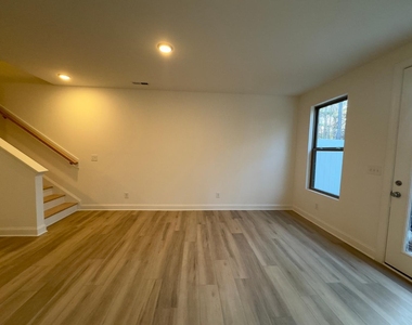2126 Maggie Valley Drive - Photo Thumbnail 12