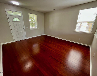 2932 Glade Aster Court - Photo Thumbnail 2