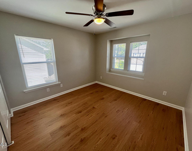 2932 Glade Aster Court - Photo Thumbnail 19