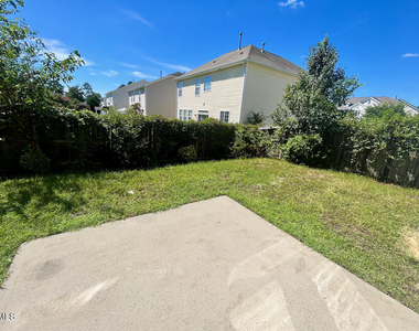 2932 Glade Aster Court - Photo Thumbnail 22