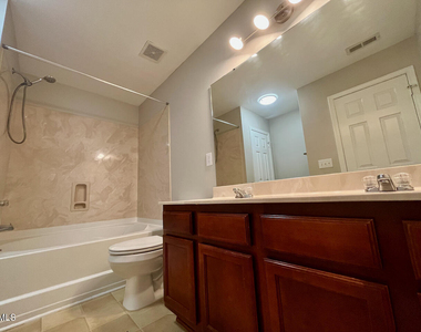 2932 Glade Aster Court - Photo Thumbnail 15