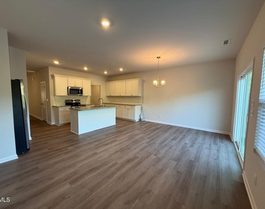 152 Fideaux Boulevard - Photo Thumbnail 5