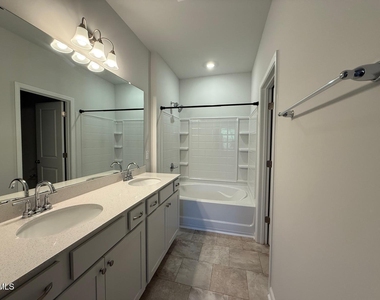 152 Fideaux Boulevard - Photo Thumbnail 19