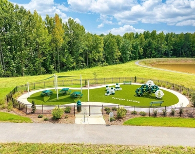152 Fideaux Boulevard - Photo Thumbnail 28