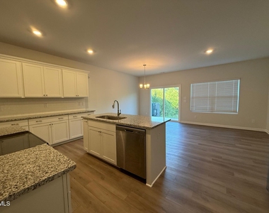 152 Fideaux Boulevard - Photo Thumbnail 9