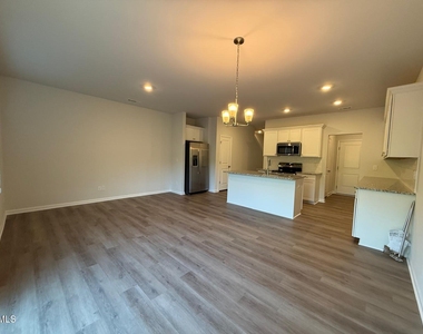152 Fideaux Boulevard - Photo Thumbnail 6