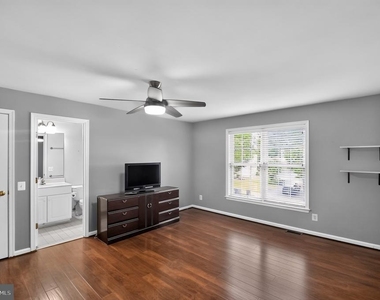 6401 Abingdon Place - Photo Thumbnail 13