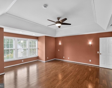 6401 Abingdon Place - Photo Thumbnail 7