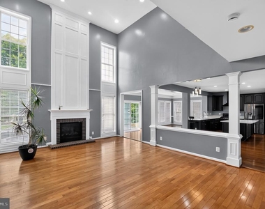 6401 Abingdon Place - Photo Thumbnail 4