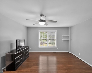 6401 Abingdon Place - Photo Thumbnail 14