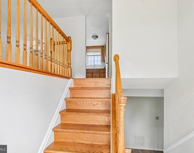 7226 Marr Drive - Photo Thumbnail 1