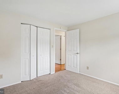 7226 Marr Drive - Photo Thumbnail 8
