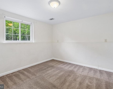 7226 Marr Drive - Photo Thumbnail 12