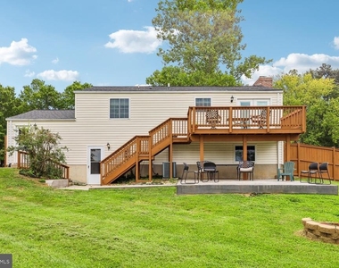 7226 Marr Drive - Photo Thumbnail 19