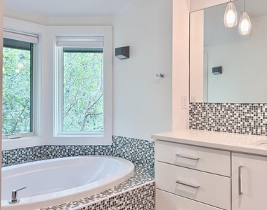 15 Harvey Place - Photo Thumbnail 33