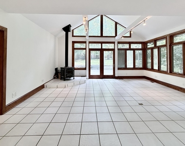 15 Harvey Place - Photo Thumbnail 10