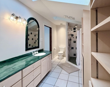15 Harvey Place - Photo Thumbnail 18