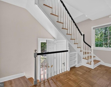 1557 Mount Eagle Place - Photo Thumbnail 22