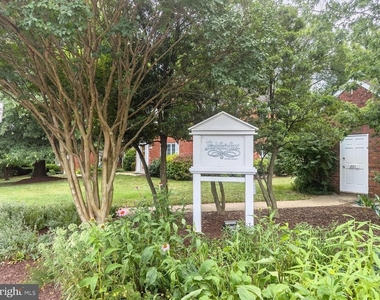 1557 Mount Eagle Place - Photo Thumbnail 34
