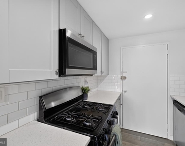 4600 Duke Street - Photo Thumbnail 16