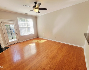 6058 Viking Drive - Photo Thumbnail 15