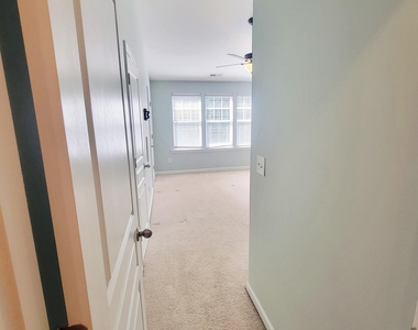 6058 Viking Drive - Photo Thumbnail 23