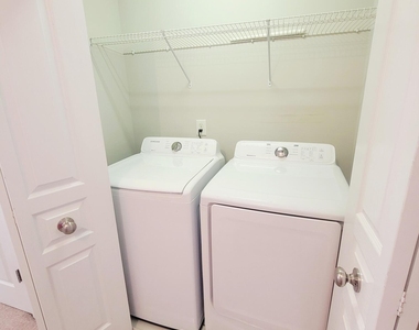 6058 Viking Drive - Photo Thumbnail 21