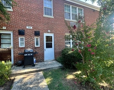 205 E Glebe - Photo Thumbnail 15