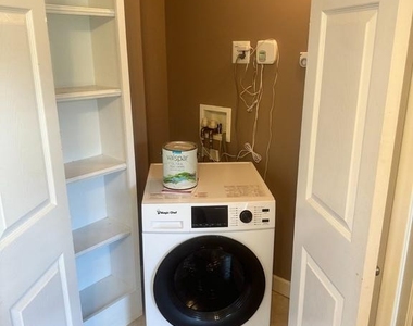 205 E Glebe - Photo Thumbnail 10