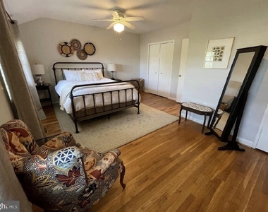 3824 Jay Avenue - Photo Thumbnail 5