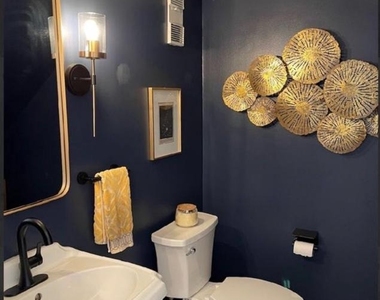 3824 Jay Avenue - Photo Thumbnail 2