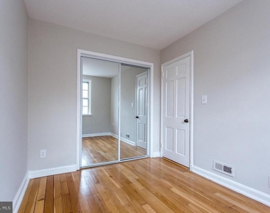 3578 S Stafford Street - Photo Thumbnail 6