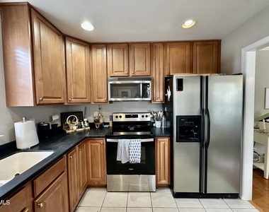 9826 Grettle Court - Photo Thumbnail 3