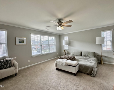 9826 Grettle Court - Photo Thumbnail 7