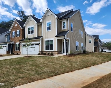 2331 Big Sky Lane - Photo Thumbnail 2