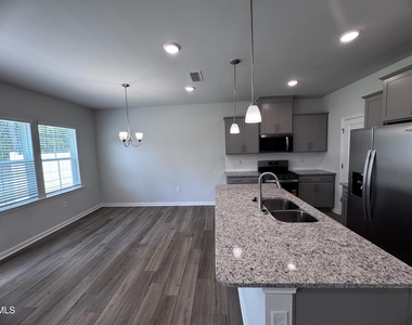 205 Broomside Avenue - Photo Thumbnail 1
