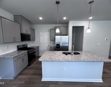 205 Broomside Avenue - Photo Thumbnail 2
