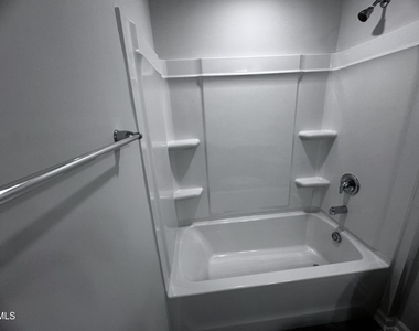 205 Broomside Avenue - Photo Thumbnail 13