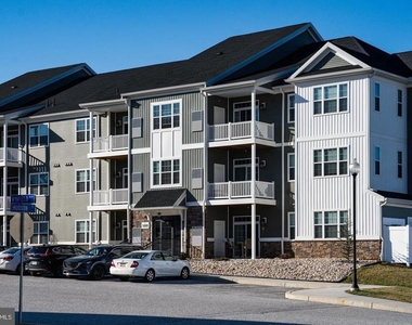 3301 Rowen Court - Photo Thumbnail 2