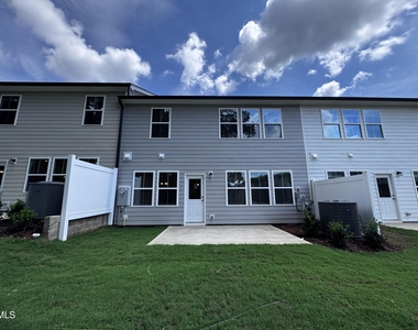 203 Broomside Avenue - Photo Thumbnail 13